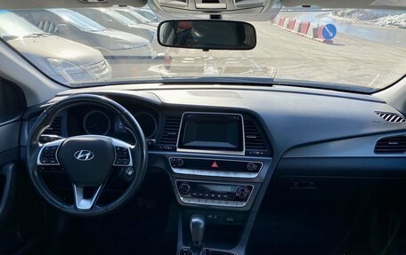 Hyundai Sonata VII, 2018 год, 1 899 000 рублей, 13 фотография