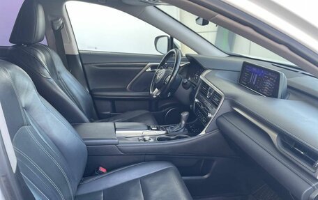 Lexus RX IV рестайлинг, 2017 год, 4 378 000 рублей, 12 фотография