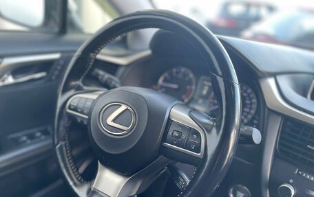 Lexus RX IV рестайлинг, 2017 год, 4 378 000 рублей, 7 фотография