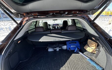 Lexus RX IV рестайлинг, 2019 год, 5 500 000 рублей, 12 фотография