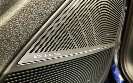 Audi Q7, 2023 год, 15 880 000 рублей, 16 фотография