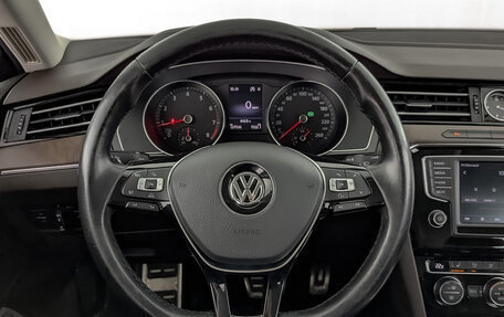 Volkswagen Passat B8 рестайлинг, 2016 год, 2 750 000 рублей, 7 фотография