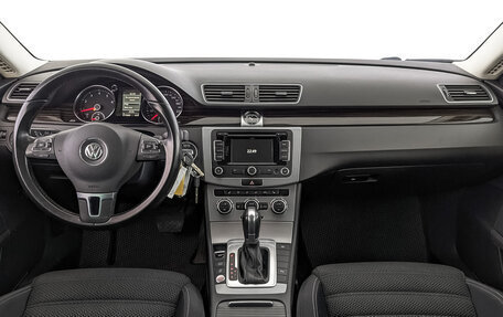 Volkswagen Passat CC I рестайлинг, 2013 год, 1 450 000 рублей, 15 фотография