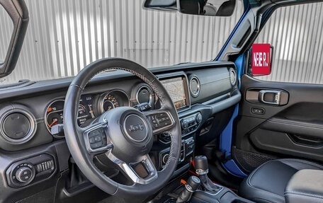 Jeep Wrangler, 2022 год, 6 990 000 рублей, 7 фотография