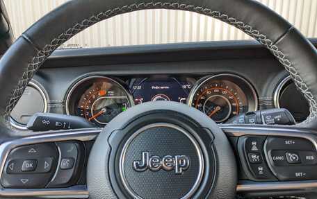Jeep Wrangler, 2022 год, 6 990 000 рублей, 21 фотография