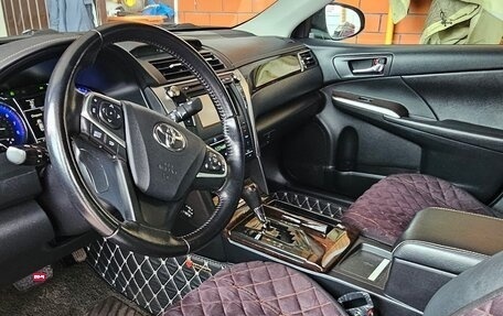 Toyota Camry, 2015 год, 2 500 000 рублей, 4 фотография