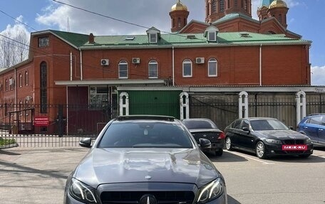 Mercedes-Benz E-Класс, 2016 год, 3 690 000 рублей, 3 фотография