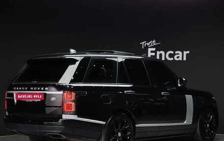 Land Rover Range Rover IV рестайлинг, 2021 год, 7 150 000 рублей, 2 фотография