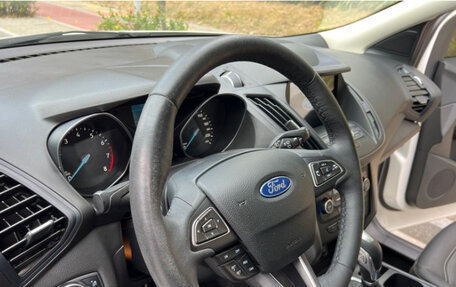 Ford Escape III, 2019 год, 1 820 000 рублей, 7 фотография