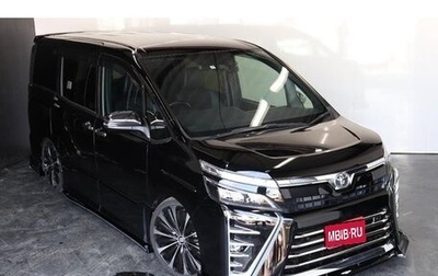 Toyota Voxy III, 2020 год, 1 750 000 рублей, 1 фотография