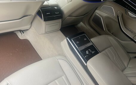 Audi A8, 2018 год, 7 499 999 рублей, 9 фотография