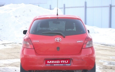 Toyota Yaris III рестайлинг, 2007 год, 767 000 рублей, 7 фотография