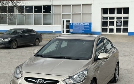Hyundai Solaris II рестайлинг, 2011 год, 980 000 рублей, 2 фотография
