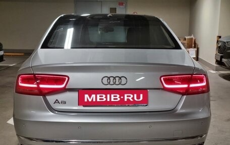 Audi A8, 2010 год, 2 800 000 рублей, 5 фотография