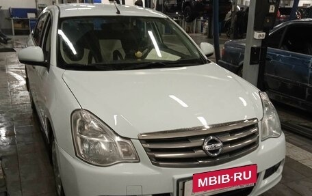 Nissan Almera, 2016 год, 900 000 рублей, 2 фотография