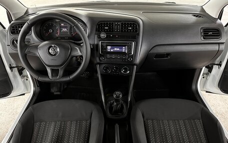 Volkswagen Polo VI (EU Market), 2019 год, 995 000 рублей, 13 фотография