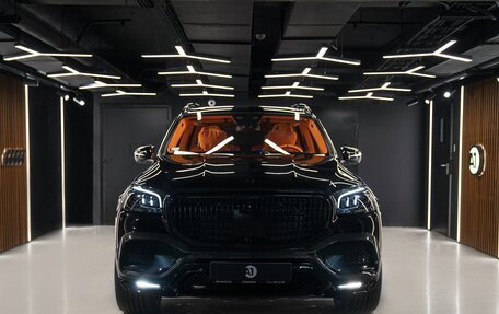Mercedes-Benz GLS, 2023 год, 55 000 000 рублей, 2 фотография