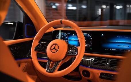 Mercedes-Benz GLS, 2023 год, 55 000 000 рублей, 23 фотография