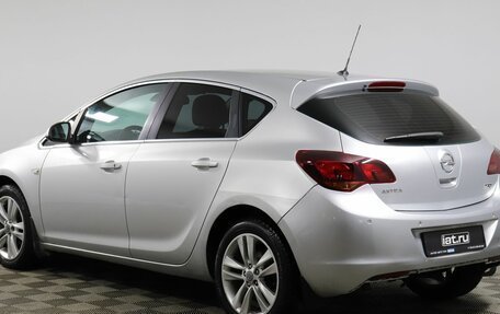 Opel Astra J, 2011 год, 675 000 рублей, 7 фотография