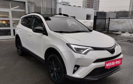 Toyota RAV4, 2019 год, 3 090 000 рублей, 3 фотография