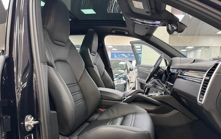 Porsche Cayenne III, 2020 год, 10 790 000 рублей, 17 фотография