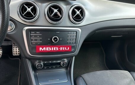 Mercedes-Benz CLA, 2018 год, 2 800 000 рублей, 3 фотография