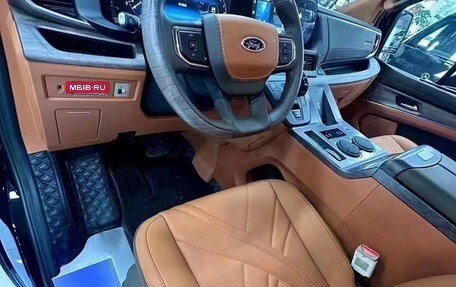 Ford Tourneo Custom I рестайлинг, 2024 год, 6 800 000 рублей, 6 фотография