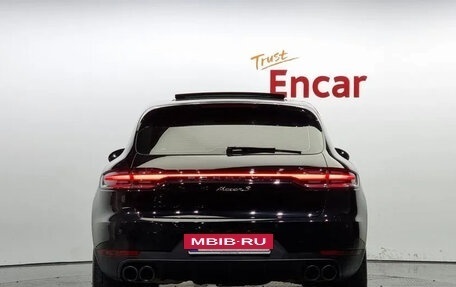 Porsche Macan I рестайлинг, 2021 год, 6 300 000 рублей, 4 фотография