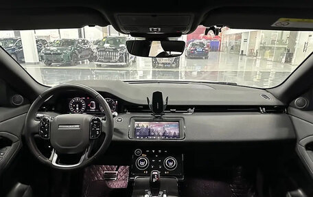Land Rover Range Rover Evoque II, 2021 год, 3 680 000 рублей, 4 фотография