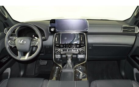 Lexus LX, 2023 год, 17 310 000 рублей, 14 фотография