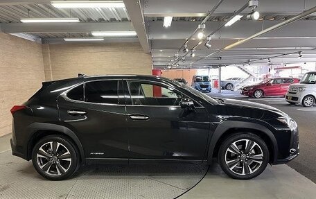 Lexus UX I, 2019 год, 2 350 000 рублей, 5 фотография