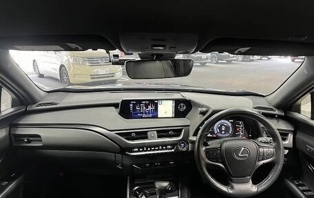 Lexus UX I, 2019 год, 2 350 000 рублей, 9 фотография
