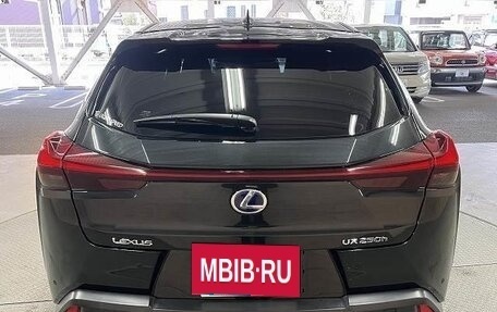 Lexus UX I, 2019 год, 2 350 000 рублей, 8 фотография