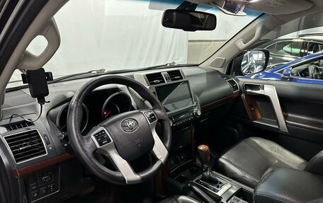 Toyota Land Cruiser Prado 150 рестайлинг 2, 2016 год, 3 994 650 рублей, 2 фотография