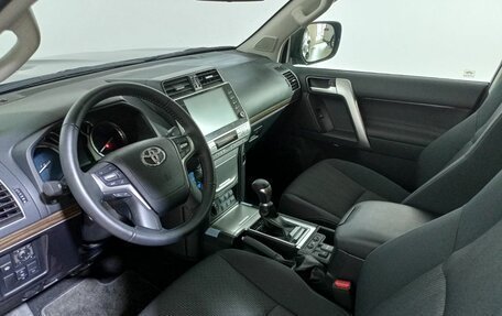Toyota Land Cruiser Prado 150 рестайлинг 2, 2023 год, 10 900 000 рублей, 19 фотография