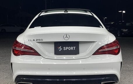 Mercedes-Benz CLA, 2019 год, 1 950 000 рублей, 4 фотография