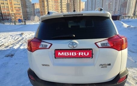 Toyota RAV4, 2014 год, 2 090 000 рублей, 5 фотография