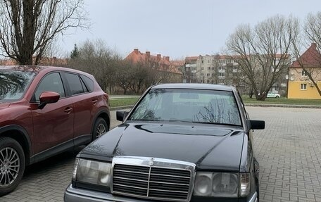 Mercedes-Benz W124, 1992 год, 600 000 рублей, 1 фотография