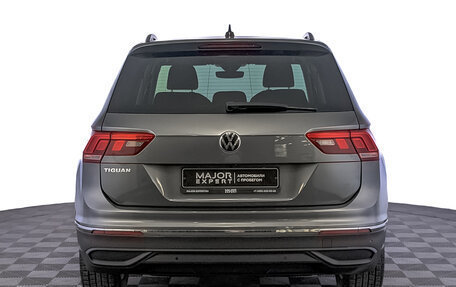 Volkswagen Tiguan II, 2021 год, 2 750 000 рублей, 6 фотография