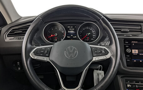 Volkswagen Tiguan II, 2021 год, 2 750 000 рублей, 21 фотография
