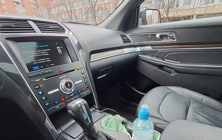 Ford Explorer VI, 2018 год, 3 250 000 рублей, 7 фотография