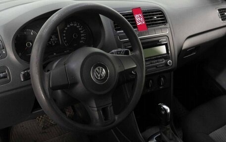 Volkswagen Polo VI (EU Market), 2011 год, 890 000 рублей, 8 фотография