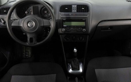 Volkswagen Polo VI (EU Market), 2011 год, 890 000 рублей, 14 фотография
