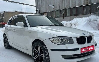 BMW 1 серия, 2008 год, 800 000 рублей, 1 фотография