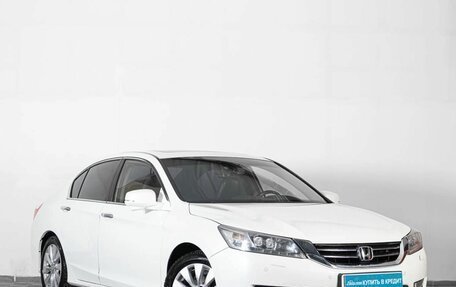 Honda Accord IX рестайлинг, 2013 год, 1 989 000 рублей, 2 фотография