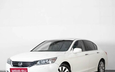 Honda Accord IX рестайлинг, 2013 год, 1 989 000 рублей, 4 фотография