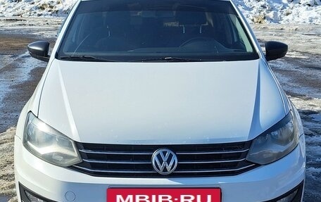 Volkswagen Polo VI (EU Market), 2017 год, 950 000 рублей, 2 фотография