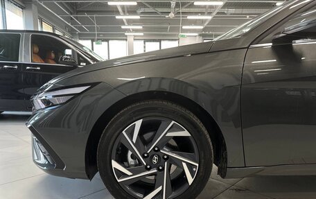 Hyundai Elantra, 2023 год, 2 300 000 рублей, 7 фотография