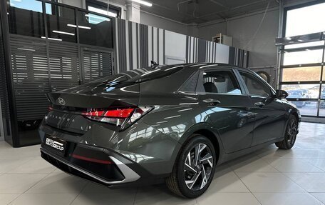 Hyundai Elantra, 2023 год, 2 300 000 рублей, 6 фотография