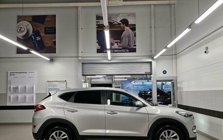 Hyundai Tucson III, 2017 год, 2 450 000 рублей, 3 фотография